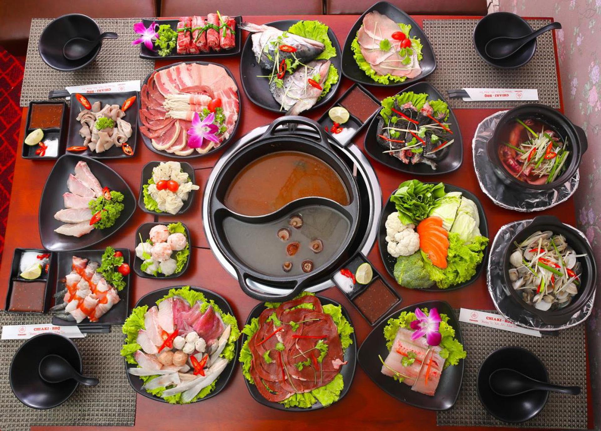 Các Món Lẩu Trung Quốc Ngon Nức Mũi Mà Bạn Không Nên Bỏ Qua