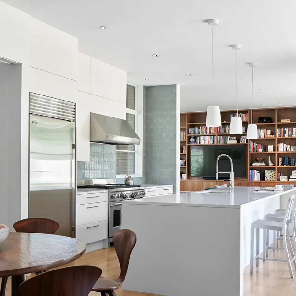 Sự Khác Biệt Pantry Và Kitchen Là Gì?